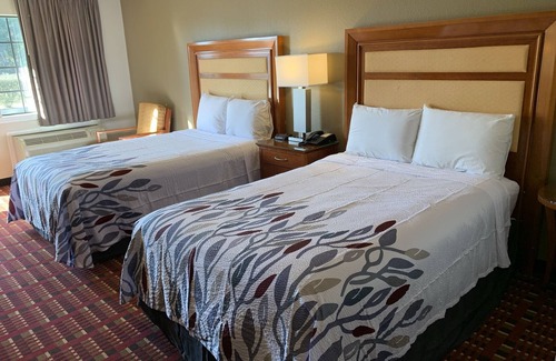 St. George Hotel | Peach Tree Inn