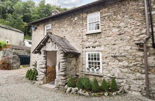 Lindale House | Pear Tree Cottage