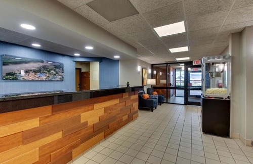Cape Girardeau Hotel | Pear Tree Inn Cape Girardeau West