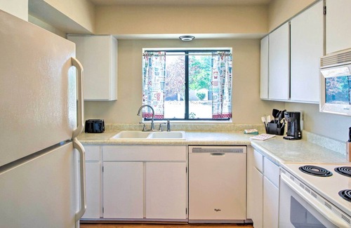 Pearce House | Pearce-Sunsites Home w/ Pool & Desert Mtn Views!