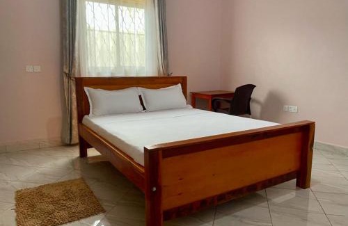 Gulu House | Pearl Seasons BnB