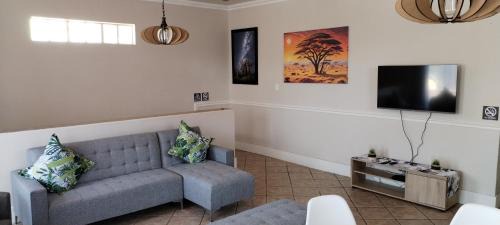 Tzaneen Apartment | Pearlman Loft