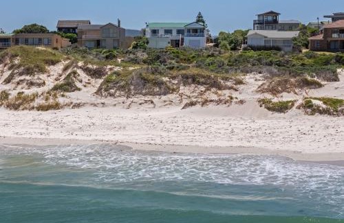 Pearly Beach House | Pearly Beach House