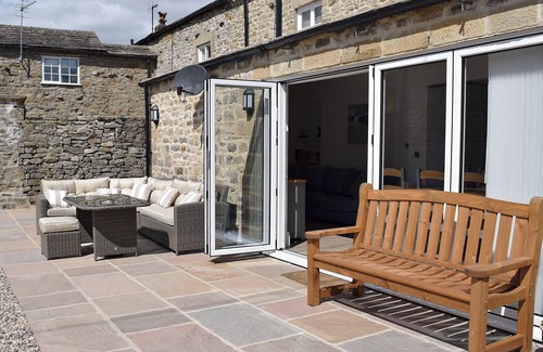 East Witton Cottage | Peartree Cottage & Granary