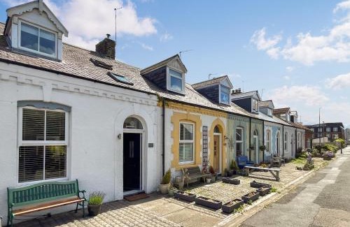 Cullercoats House | Pebble Cottage
