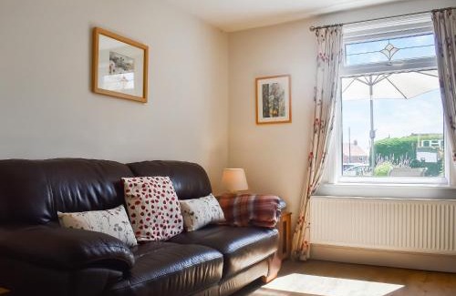 Hinderwell House | Pebble Cottage