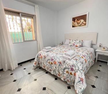 Pedregalejo Apartment | Pedregalejo Playa, Piscina y Parking