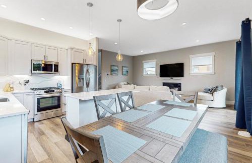 Westport House | Pelican Cove