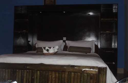 Nata Cabin | Pelican Lodge and Camping