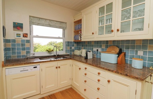 Aberporth Cottage | PEN Y GRAIG, luxury holiday cottage, with open fire in Aberporth