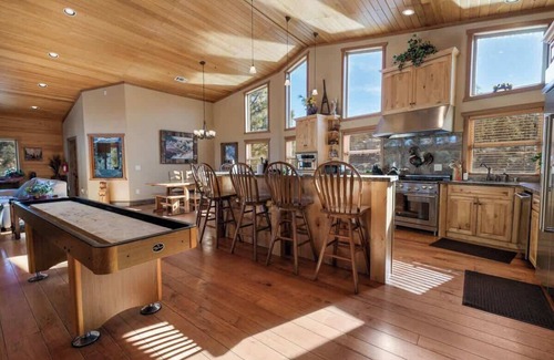 Boulder Bay House | Peninsula Panorama Lakefront