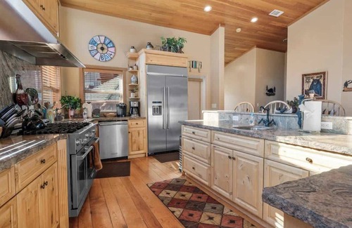 Boulder Bay House | Peninsula Panorama Lakefront