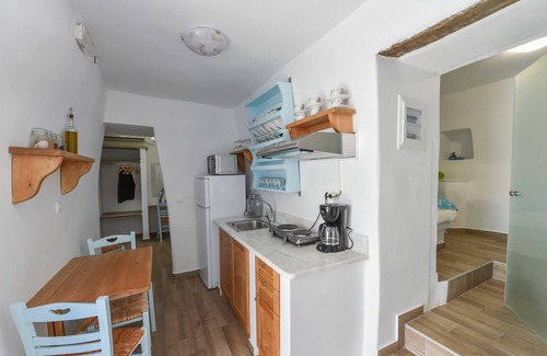 Tinos Cottage | Penny’s Serenity suite nearby beaches, restaurants & more in Tinos