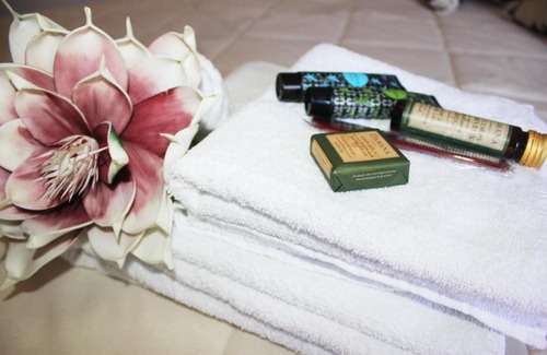 Algarrobo Hotel | Pensión Algarrobeña