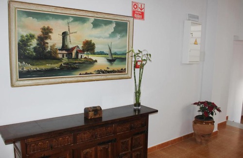 Algarrobo Hotel | Pensión Algarrobeña