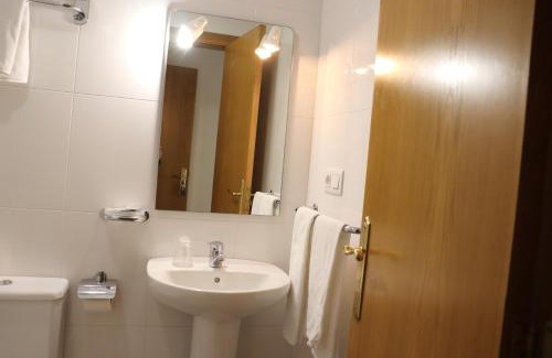 Arzua House | PENSIÓN RÚA