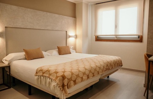 Catasol House | PENSIÓN BERENGUELA