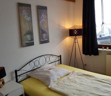 Wewelsfleth House | Pension Werner Nagel