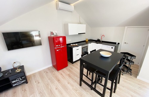 Vilanova Apartment | Penthouse with terrace by the sea and mountain views