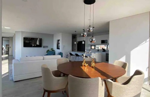 Chico House | Penthouse with 360 degree amazing views of Bogota’ & Andes range.