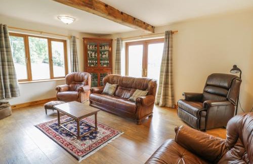 Meifod House | Pentrego Isaf