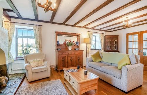 Llanfachraeth House | Penyrorsedd Cottage