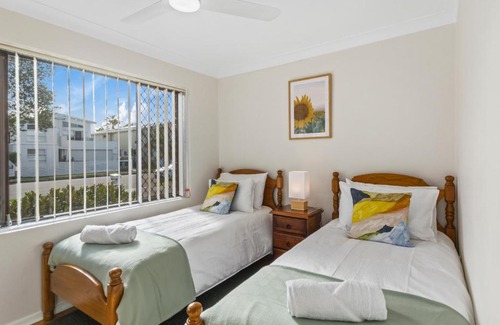 Towradgi Apartment | Pepe's Beach Pad