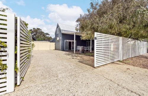 Dunsborough House | Pepper Cottage