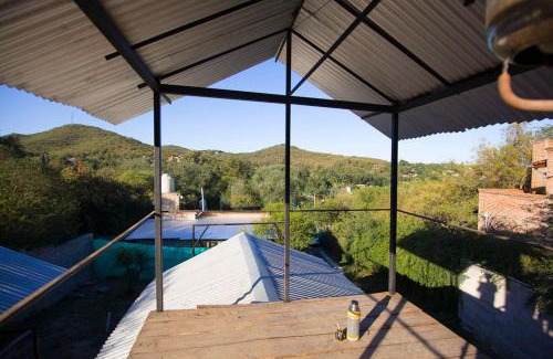 Rio Ceballos Other | Pequeña cabaña con wifi, cocina, pequeña pileta y vistas a las sierras