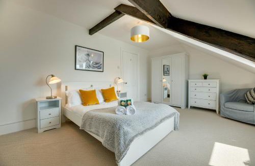 Tynemouth Apartment | Percy Apartments - By Week2Week