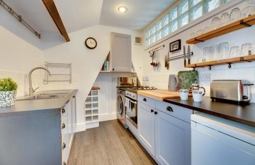 Tynemouth Apartment | Percy Apartments - By Week2Week