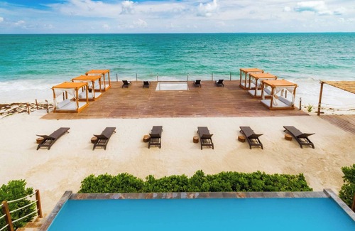 Costa Mujeres Villa | Perfect Beach Location For Families And Weddings