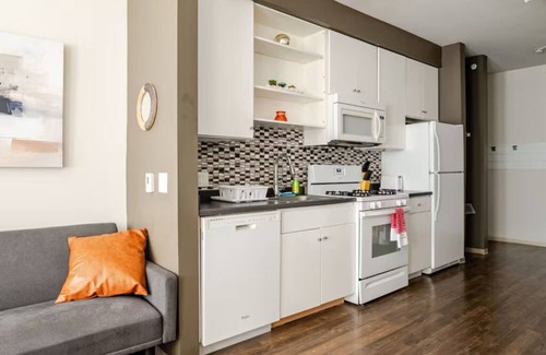 Everett Condo | 📚 Perfect for Tufts or Harvard Visits - Quiet + Clean ✅