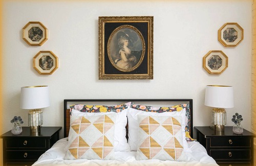 Westlake Apartment | Perfect Getaway for Two Near DTLA!