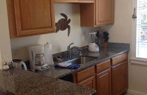 Uptown Apartment | Perfect In Historic Downtown Beaufort + 2 Bikes. Checkout our Reviews!