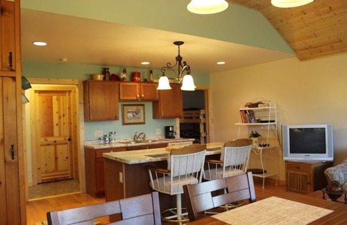 Au Train Cottage | PERFECT LOCATION! Lake Superior View, AuTrain River (Kayak), Snowmobile Trail
