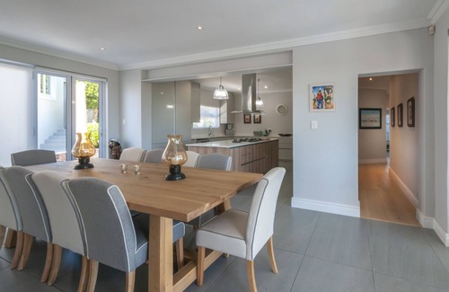 Raithby Villa | Perfect Luxury 5 Double Bedroom Villa in Secure Luxury Bel'Aire Winelands Estate