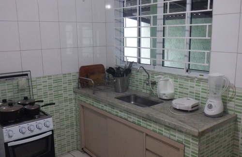 Jardim Santa Tereza House | Perfect with swimming pool, barbecue and 200m from the beach.