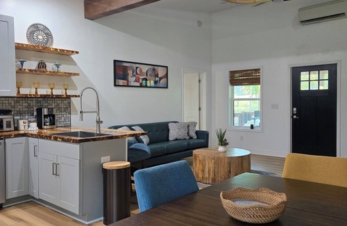 Sparta House | Pet friendly 2 acre fenced yard 2-bedroom house close to Fall Creek Falls