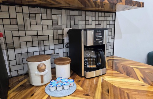 Sparta House | Pet friendly 2 acre fenced yard 2-bedroom house close to Fall Creek Falls