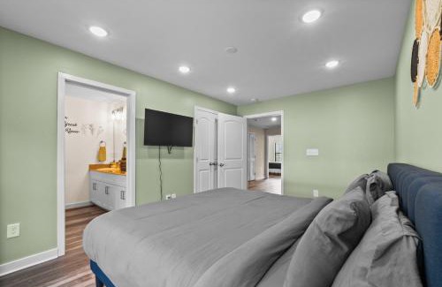 Ponderosa - Wingate House | Pet Friendly 3BR House in Charlotte