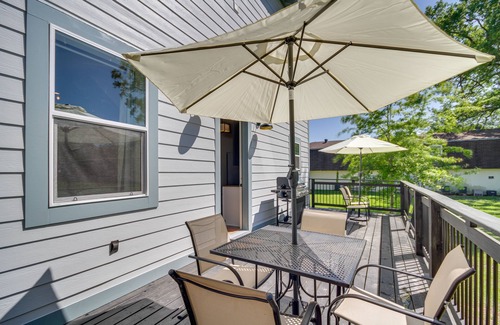 Biloxi Cottage | Pet-friendly Biloxi Getaway < 1 Mi to Beach!