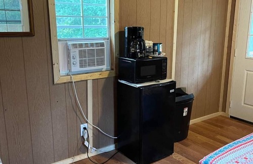 Saint Joe Cabin | Pet friendly Camping cabin close to Buffalo River