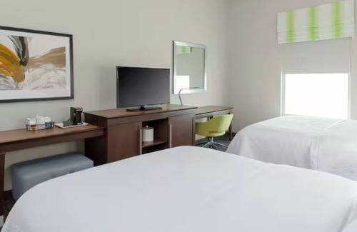 Columbus Hotel | Pet-Friendly Columbus Retreat | Free Breakfast Included Near Scotio Dows