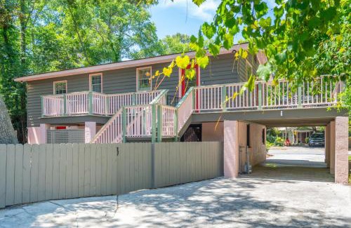 Folly Beach House | Pet Friendly Folly Vacation Three Bedroom Cottage 317 East