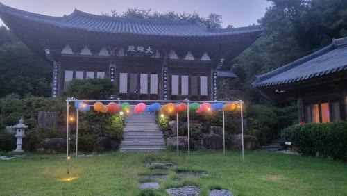 Goheung Cabin | Pet Friendly Hanok Temple Stay