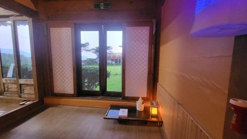 Goheung Cabin | Pet Friendly Hanok Temple Stay