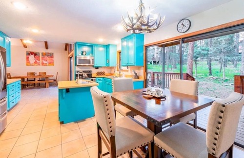 Angel Fire House | Pet Friendly | Monte Verde Lake | Fireplace | Deer Casa