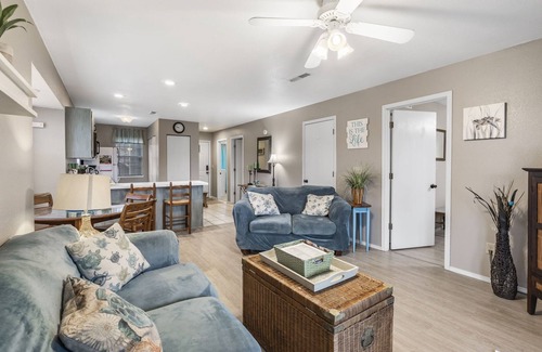 Indian Point Condo | Pet Friendly | No Stairs | Deck + Lake Views