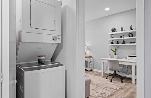 Shelter Cove Condo | Pet Friendly- Palmetto Dunes-Shelter Cove-Neptune-Luxury Villa